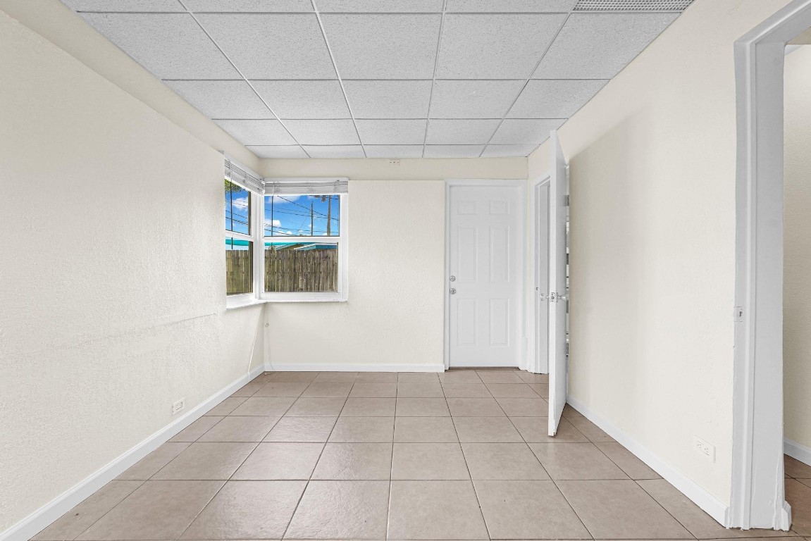 NORTH ANDREWS GARDENS 2ND - Residential Lease