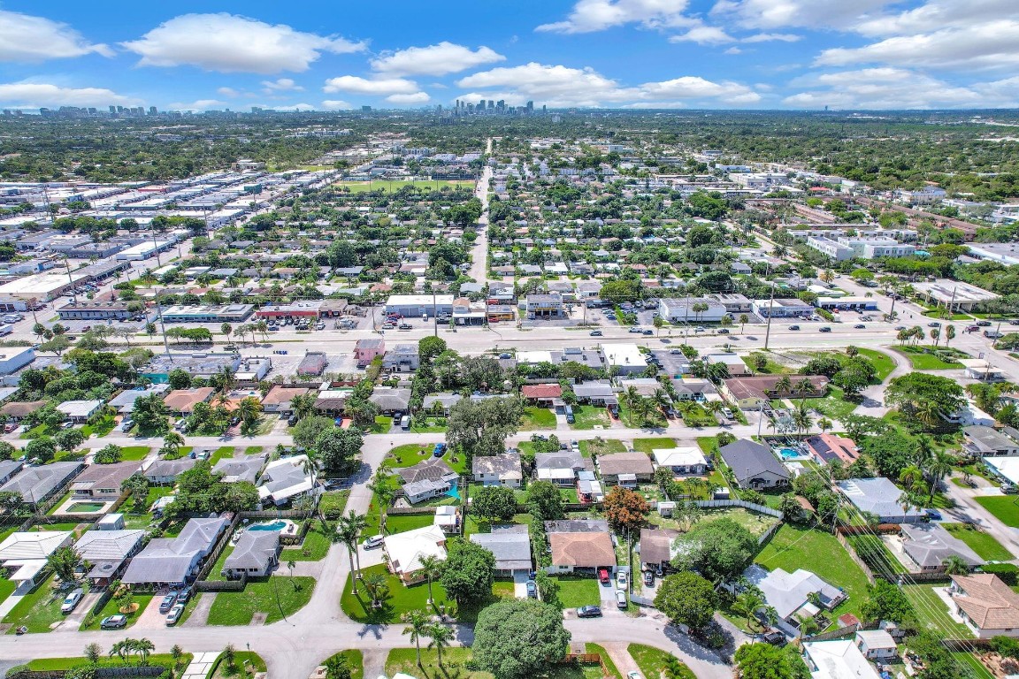 NORTH ANDREWS GARDENS 2ND - Residential Lease