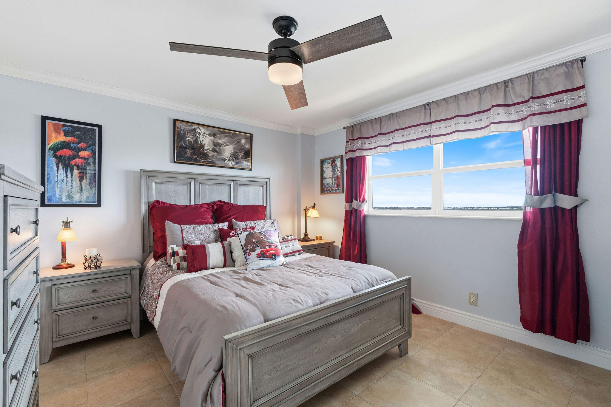 HILLSBORO ISLAND HOUSE CONDO - Residential