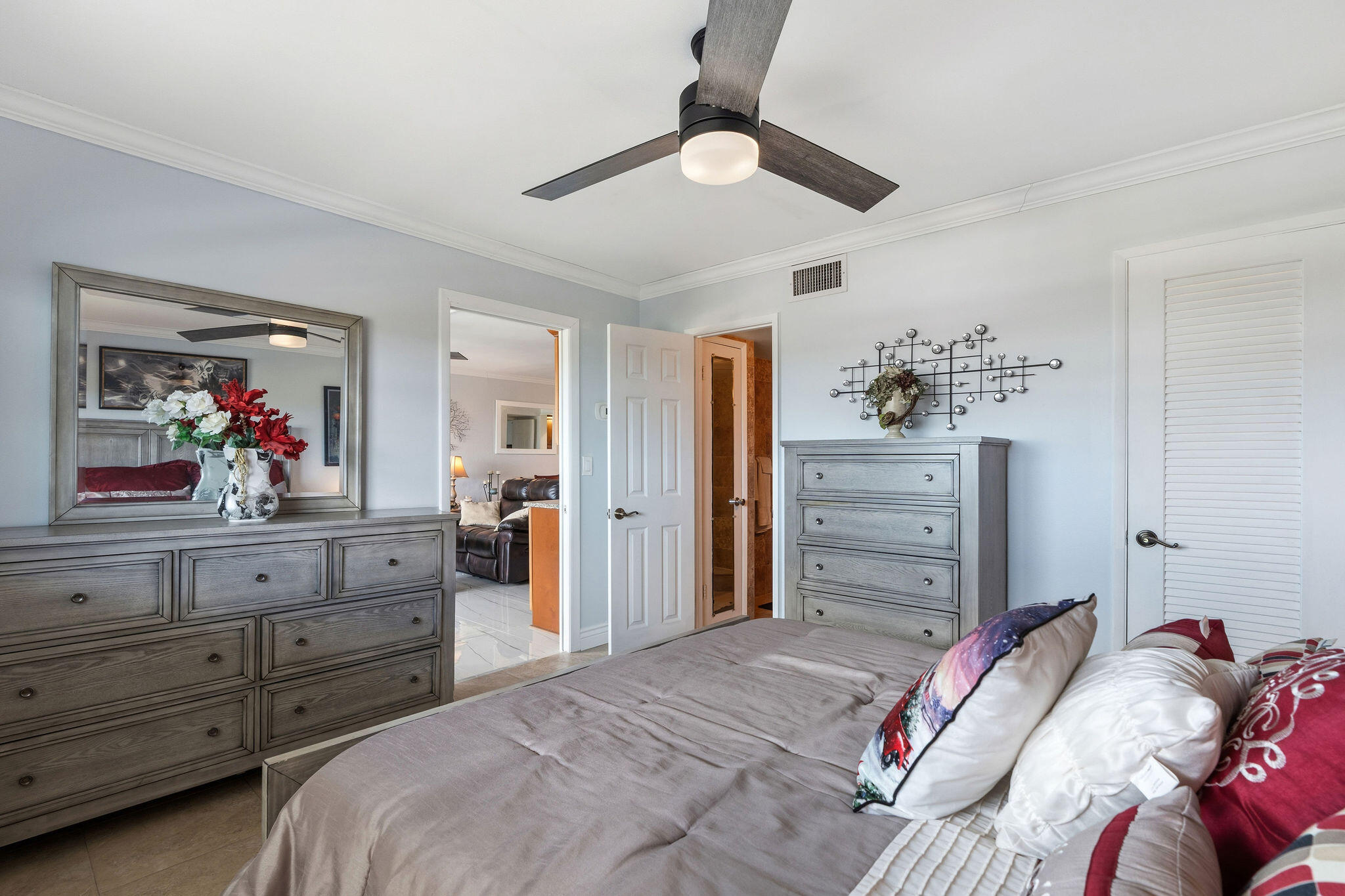 HILLSBORO ISLAND HOUSE CONDO - Residential