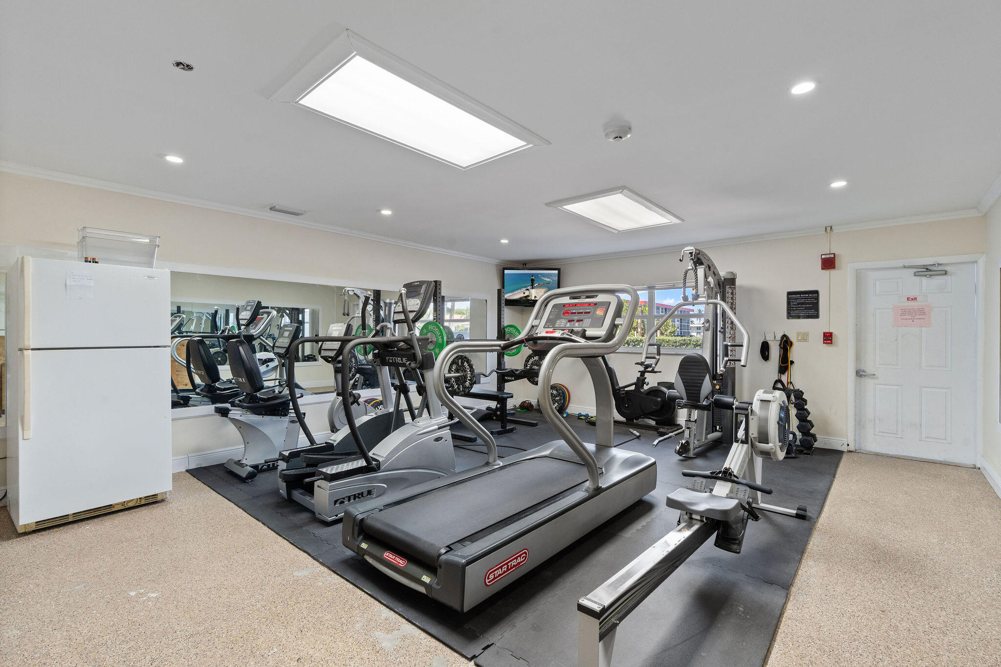 HILLSBORO ISLAND HOUSE CONDO - Residential