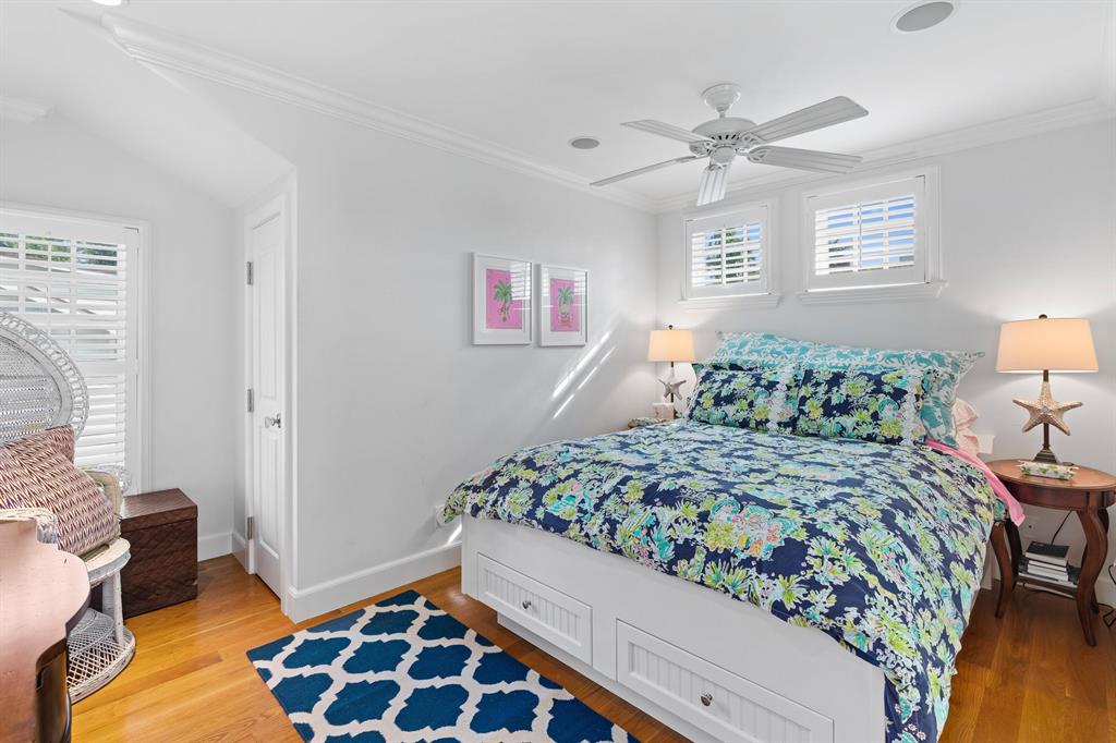 BUNGALOW PARK ADD - Residential