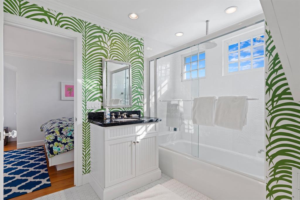 BUNGALOW PARK ADD - Residential