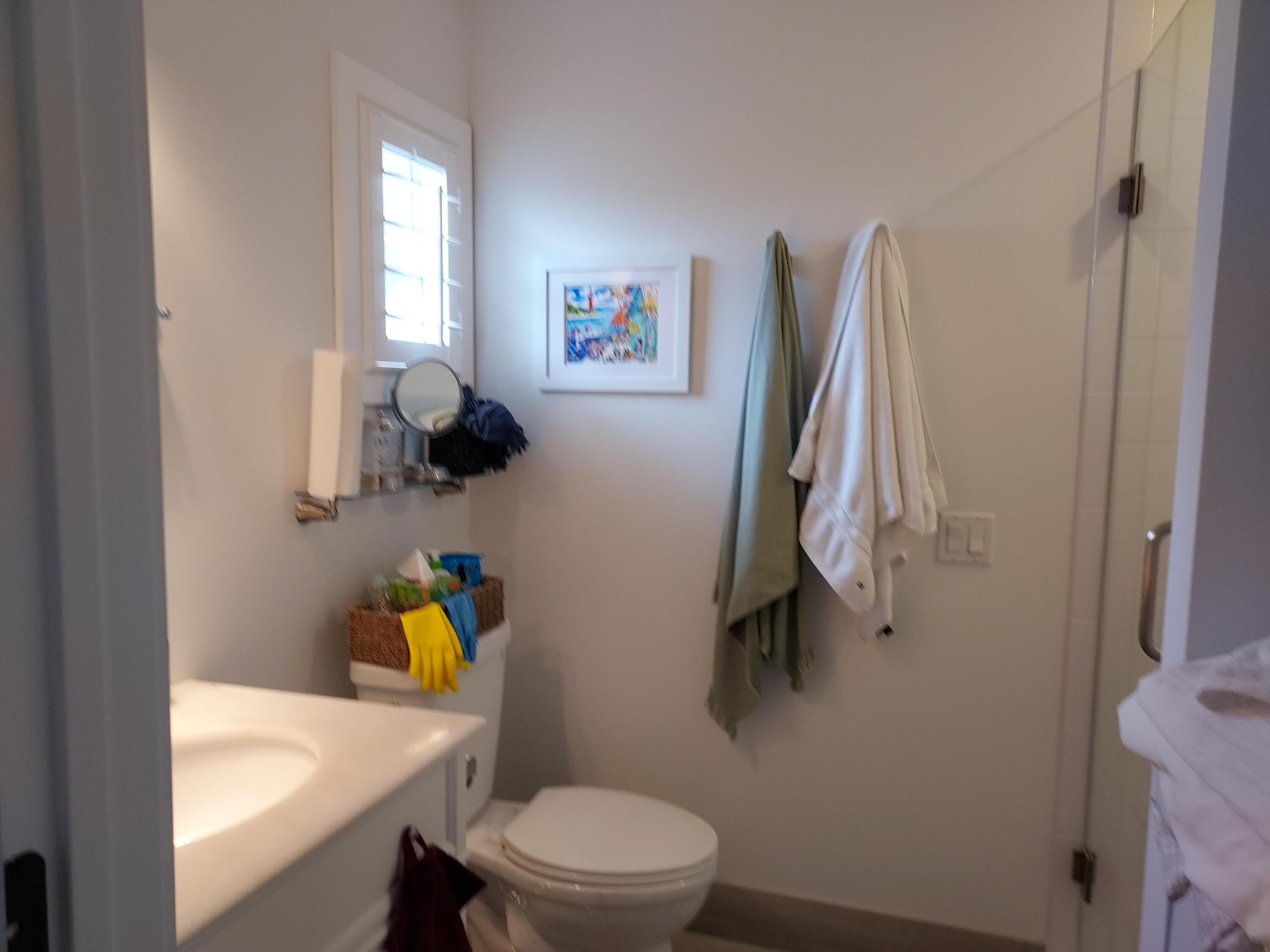 VILLAS ON THE GREEN CONDO - Residential Lease