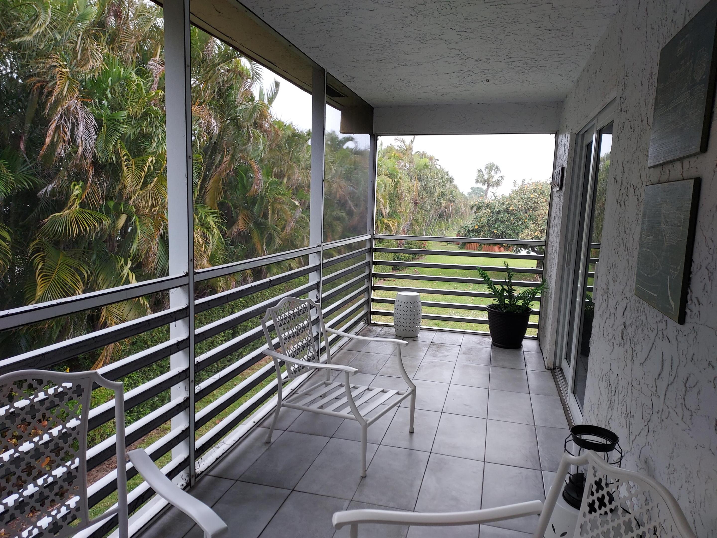 VILLAS ON THE GREEN CONDO - Residential Lease