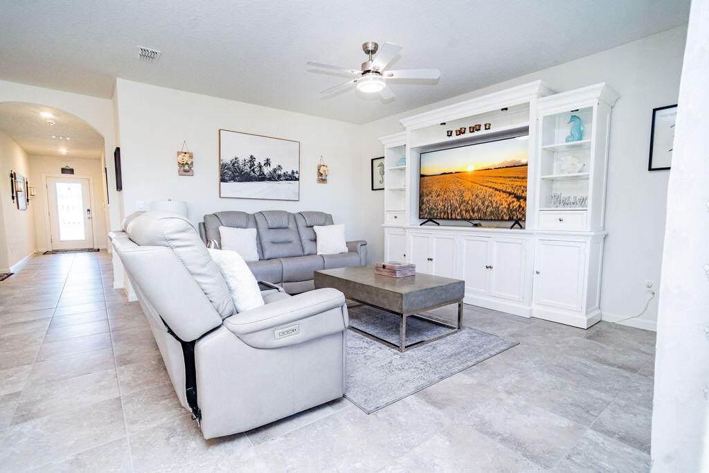 LOST TREE PRESERVE - Residential