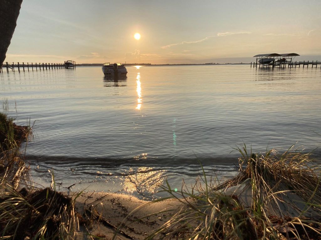 Photo of 2 Palmetto Drive, Sewalls Point, FL 34996 (MLS # R10995579)