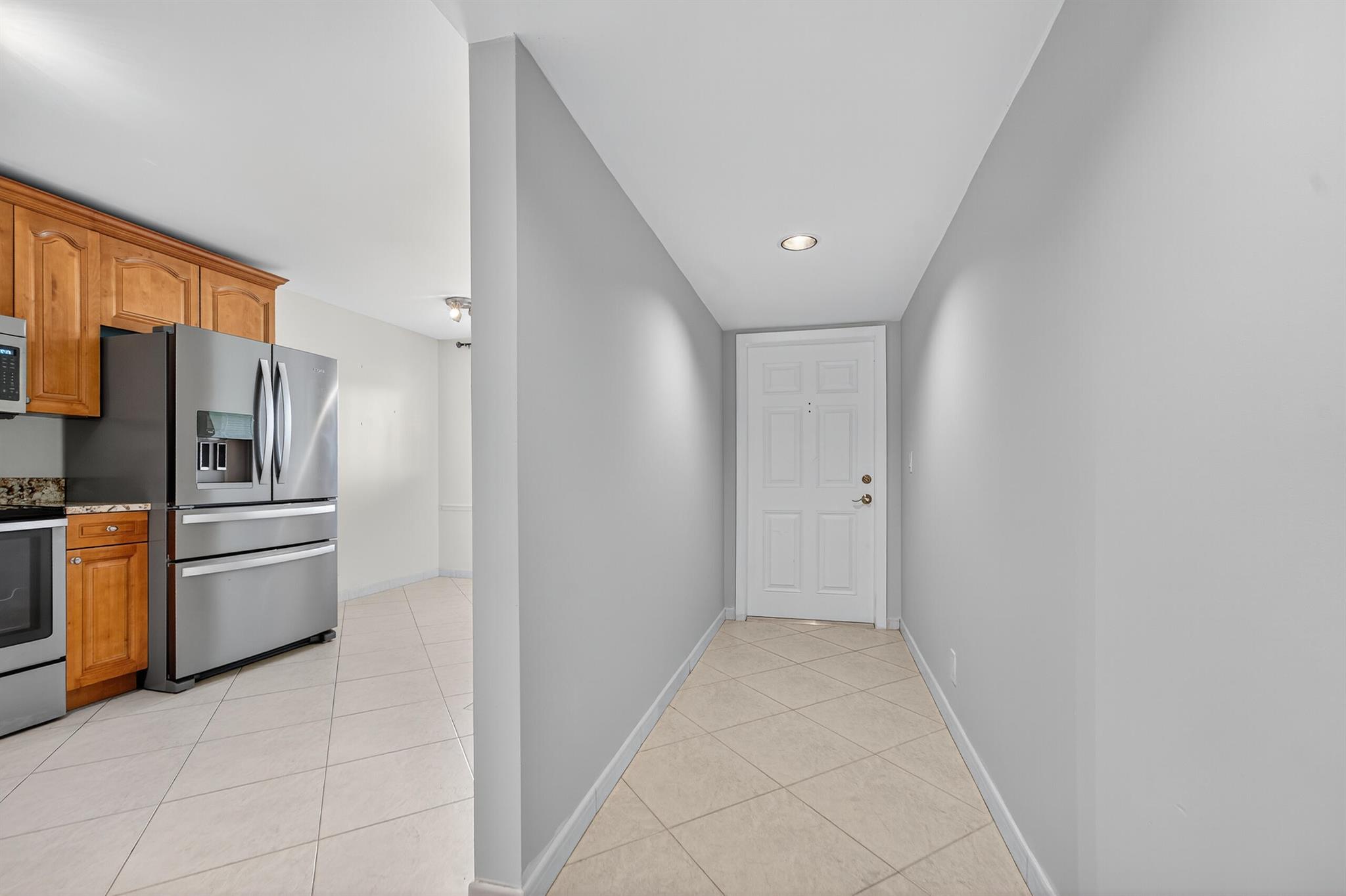 5574 Witney Drive 102