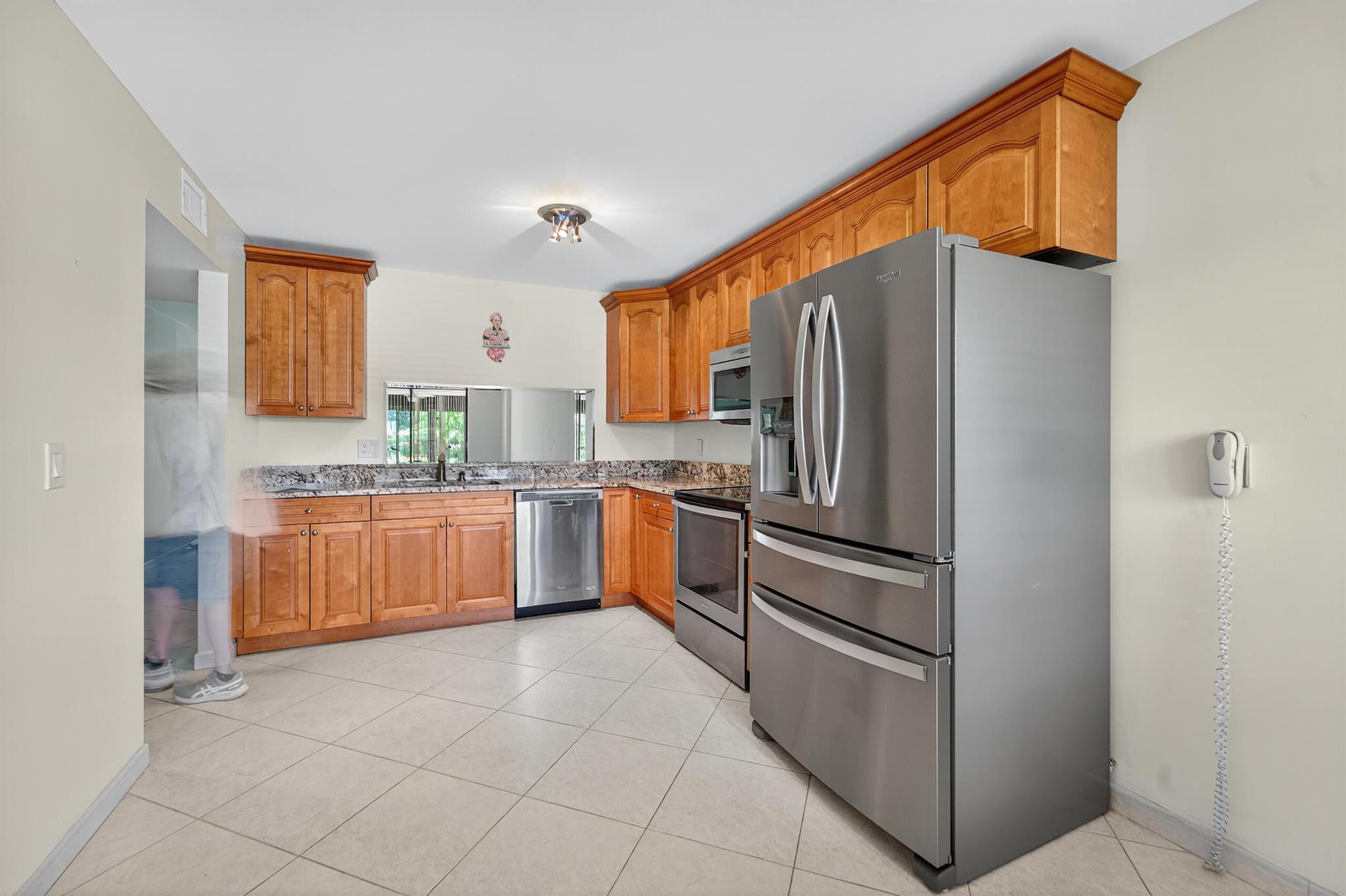 5574 Witney Drive 102