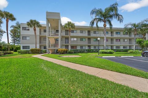 5574 Witney Drive 102 Delray Beach FL 33484