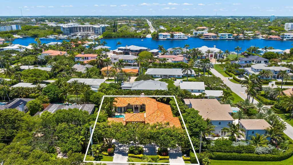 Photo of 1010 S Ocean Boulevard, Delray Beach, FL 33483 (MLS # R10994993)