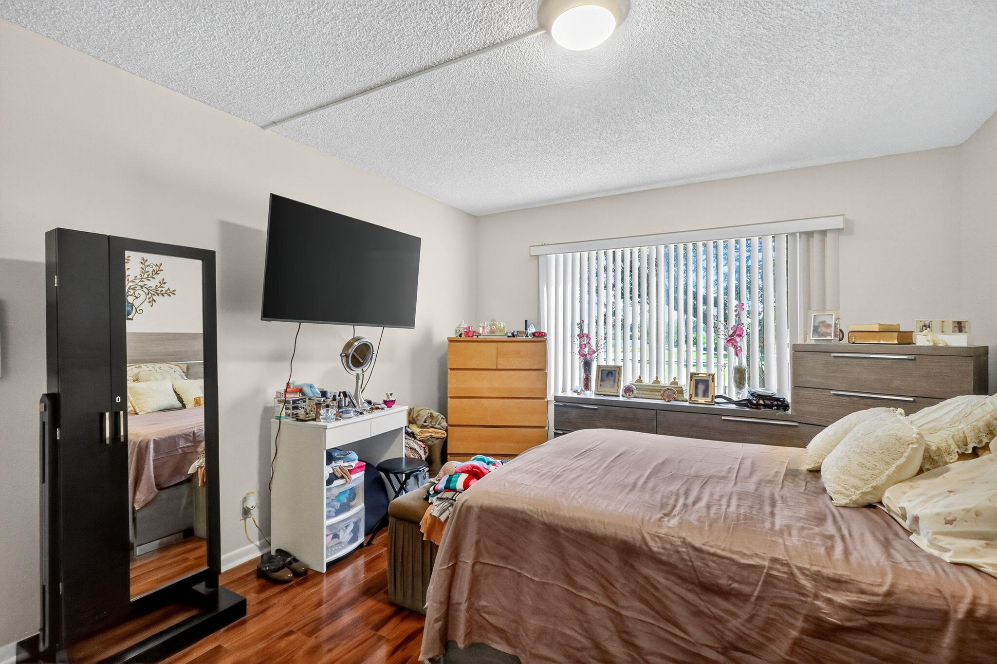 CAMBRIDGE AT CENTURY - Residential