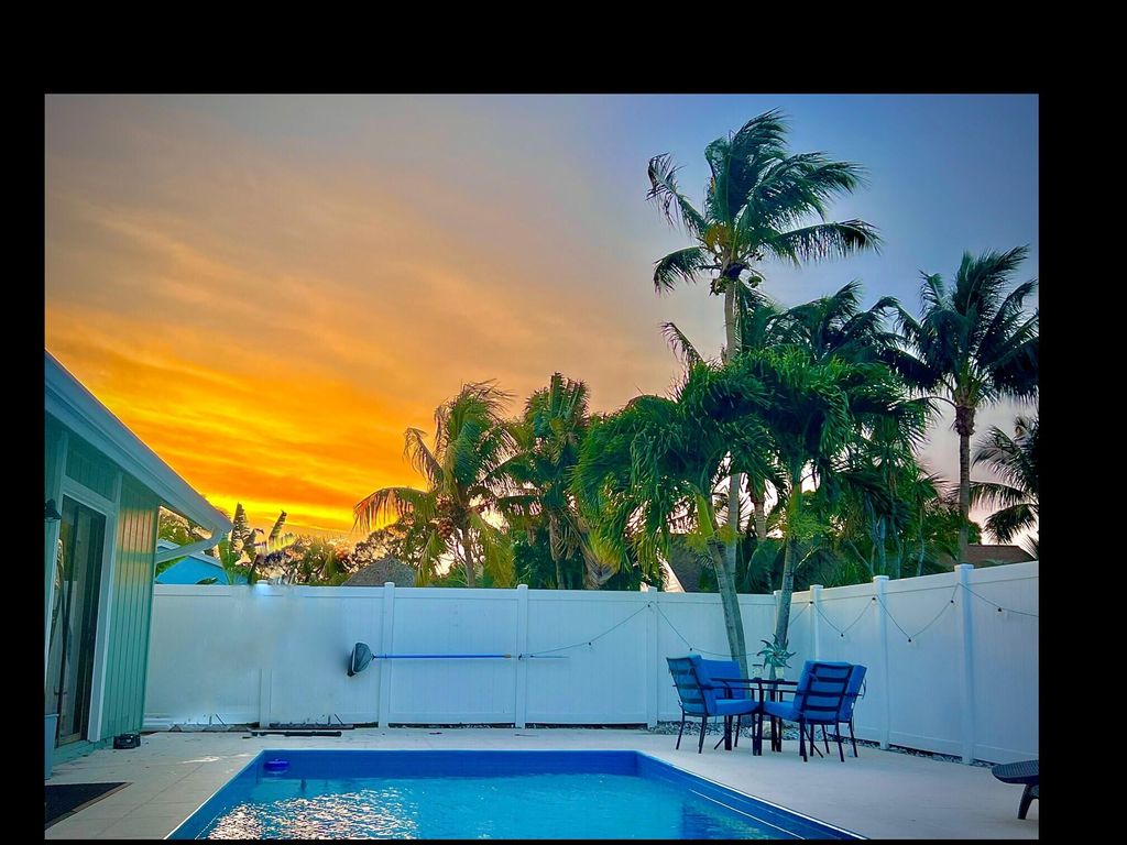 Photo of 6273 Barbara Street, Jupiter, FL 33458 (MLS # B26034934)