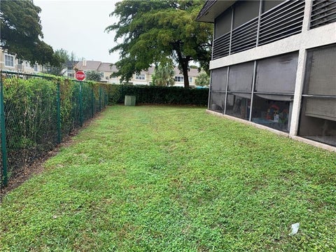 Tiny photo for 2830 Riverside Drive #102-a, Coral Springs, FL 33065 (MLS # B26046026)