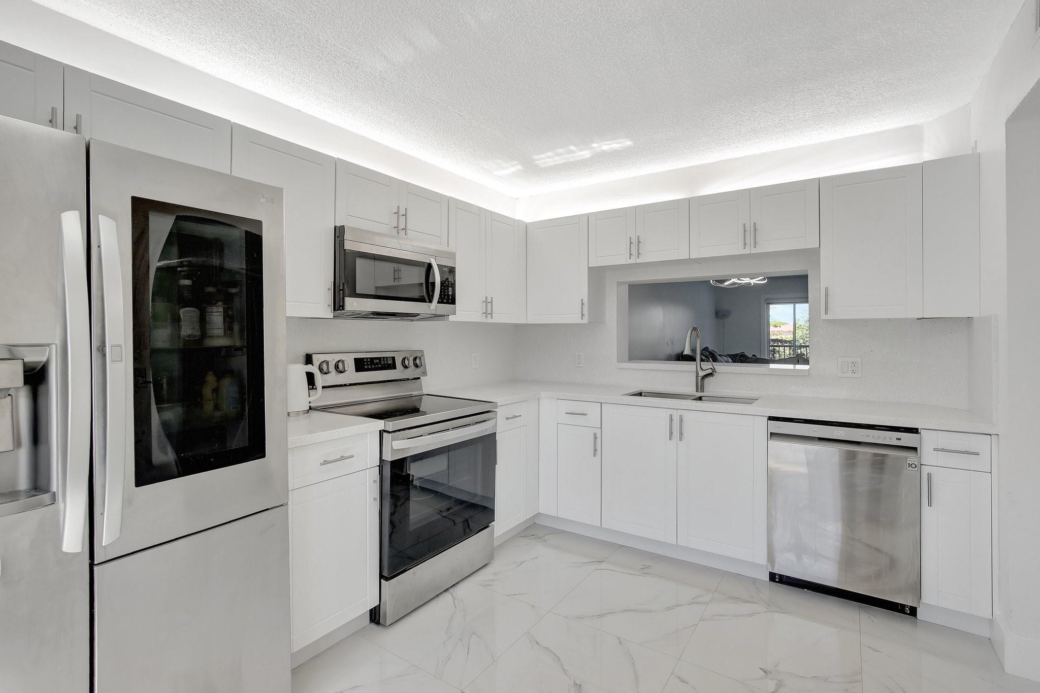 IVANHOE - Residential