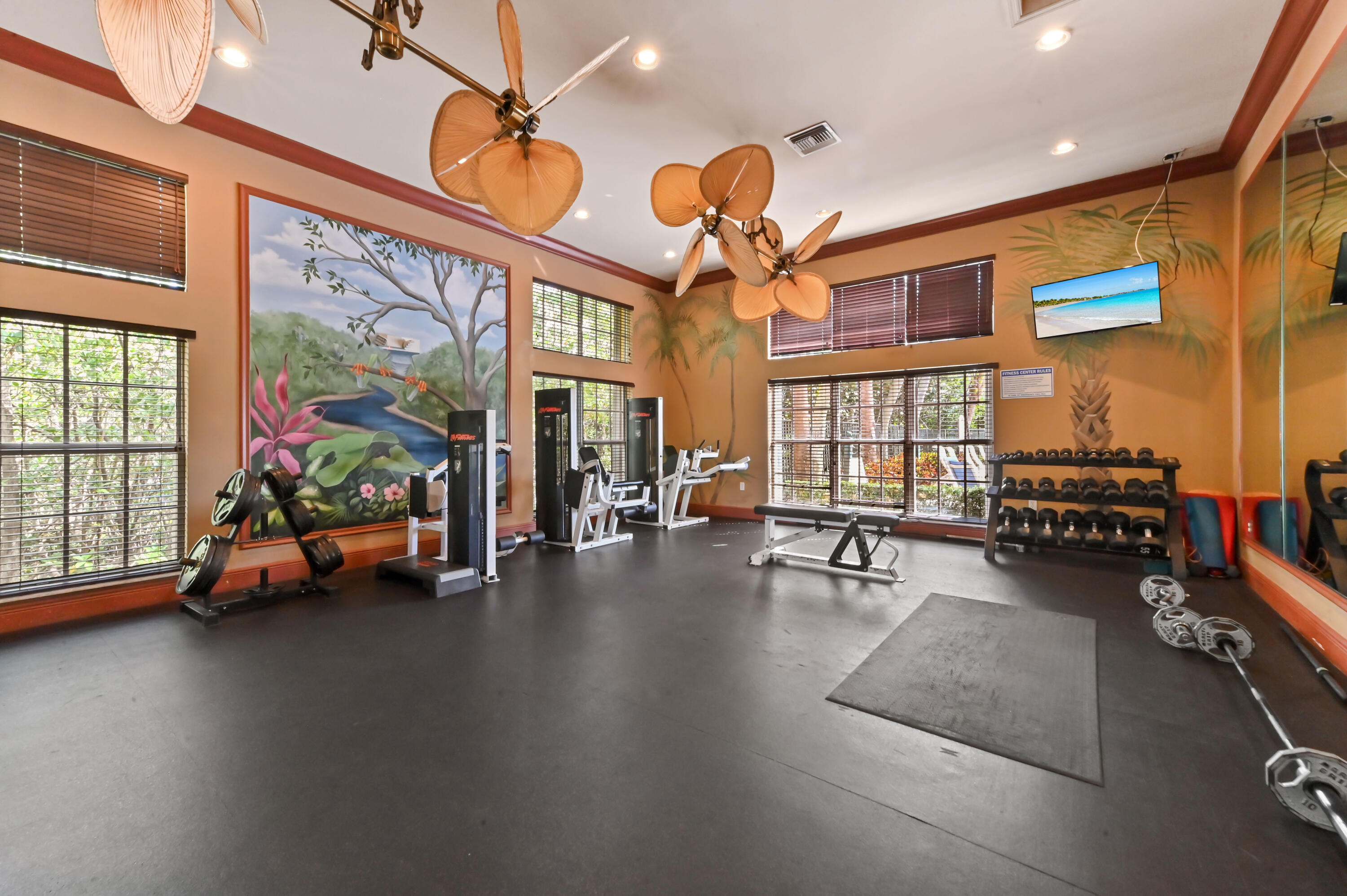 HYPOLUXOS MARINERS CAY CONDO - Residential