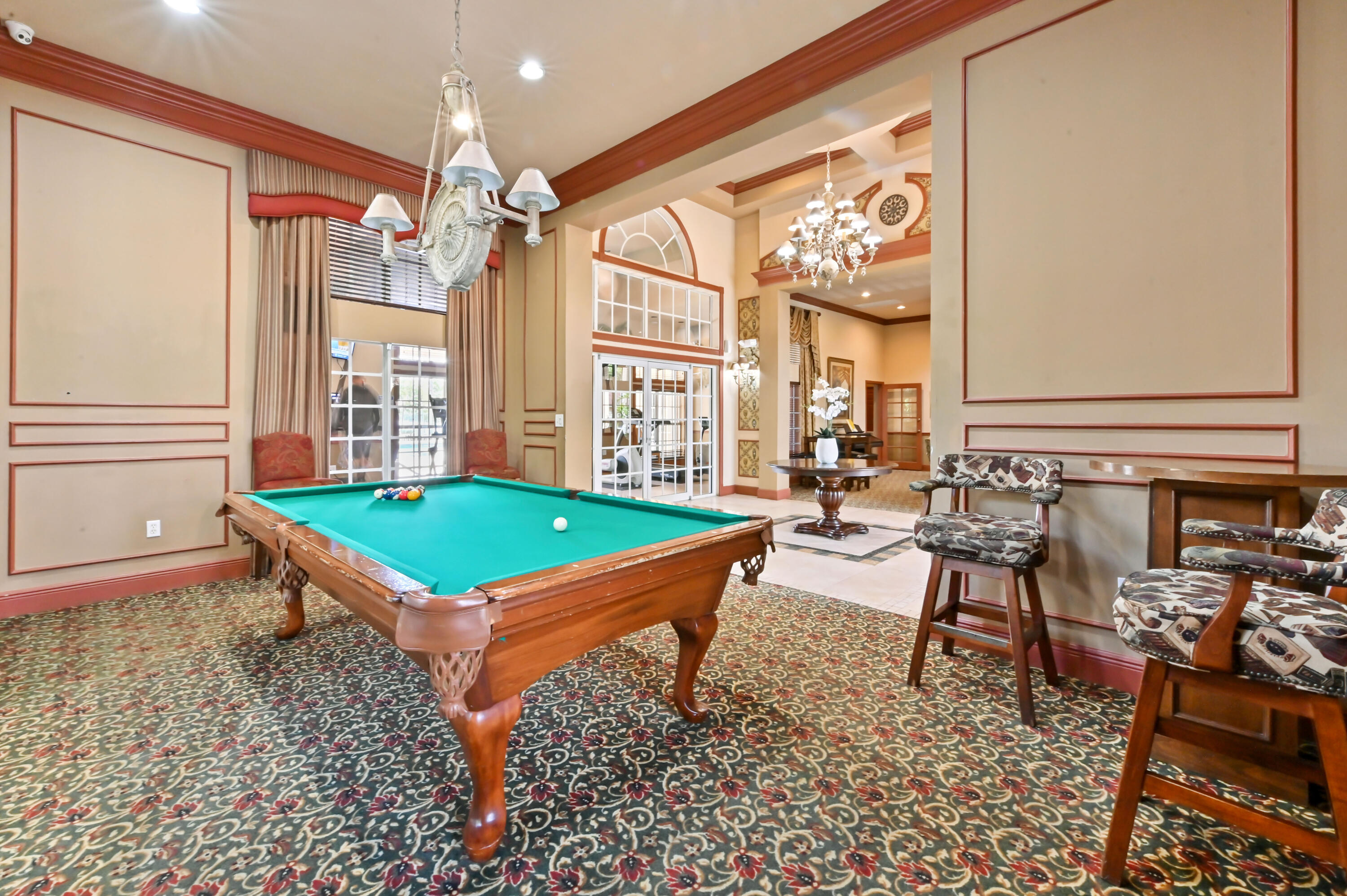 HYPOLUXOS MARINERS CAY CONDO - Residential