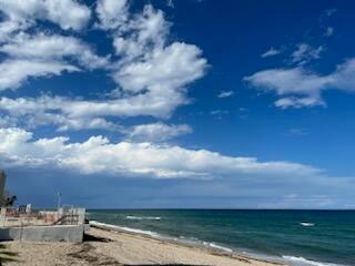 THIRTY FIVE SIXTY CONDO - Residential Lease