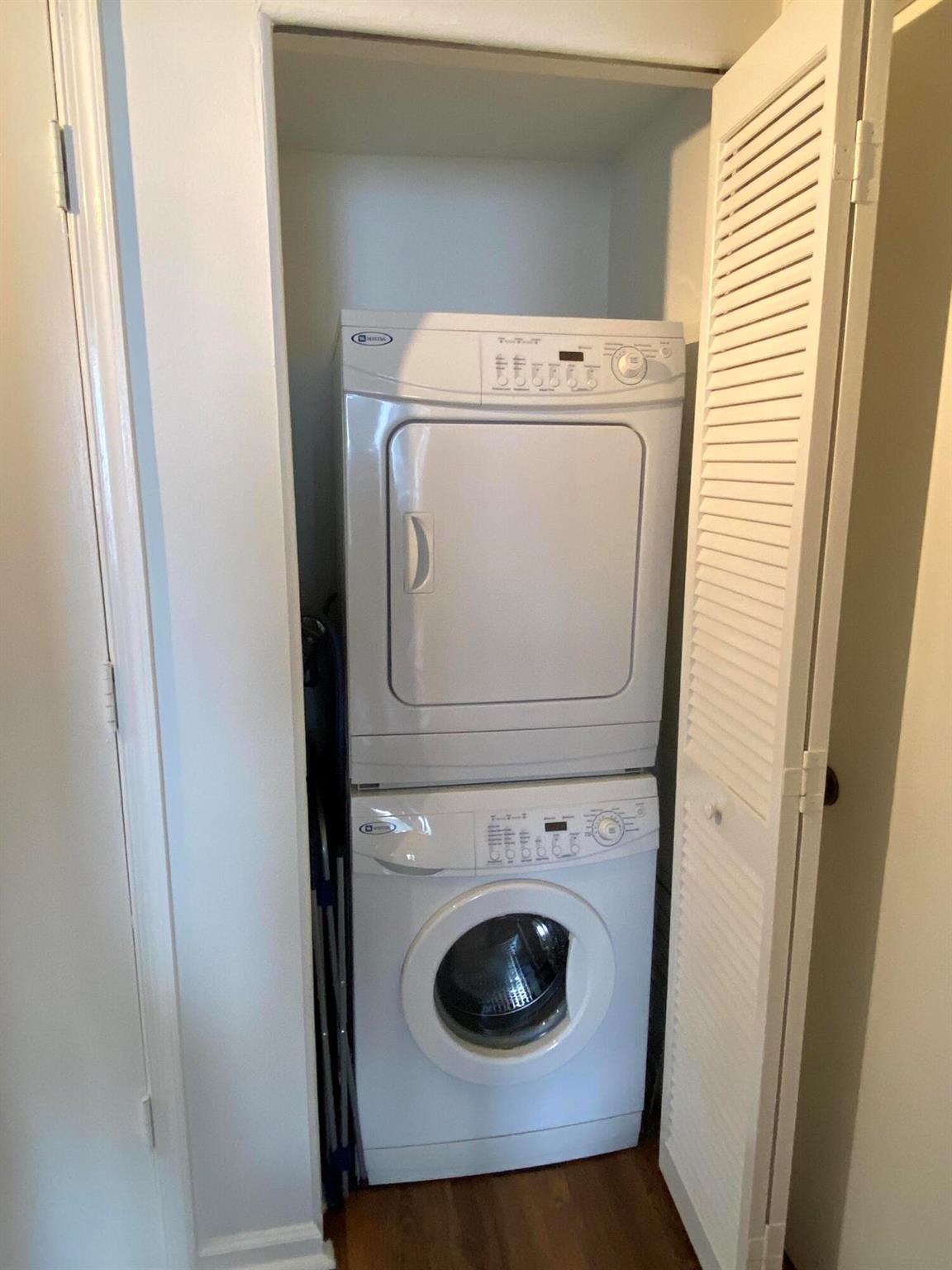 THIRTY FIVE SIXTY CONDO - Residential Lease