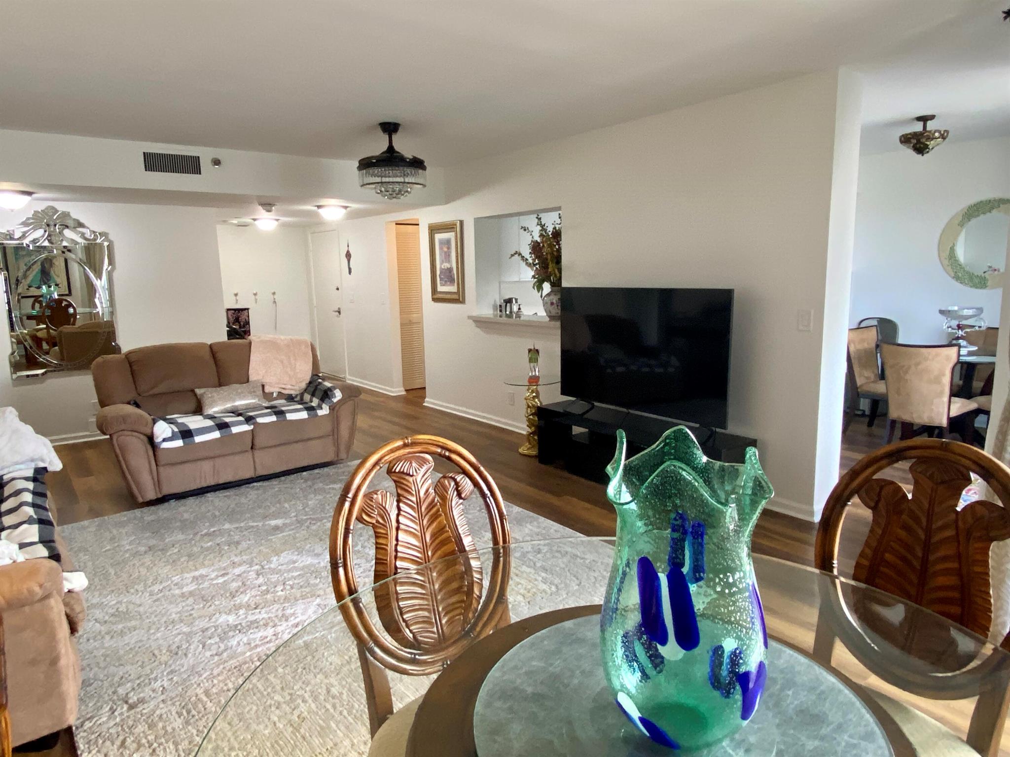 THIRTY FIVE SIXTY CONDO - Residential Lease