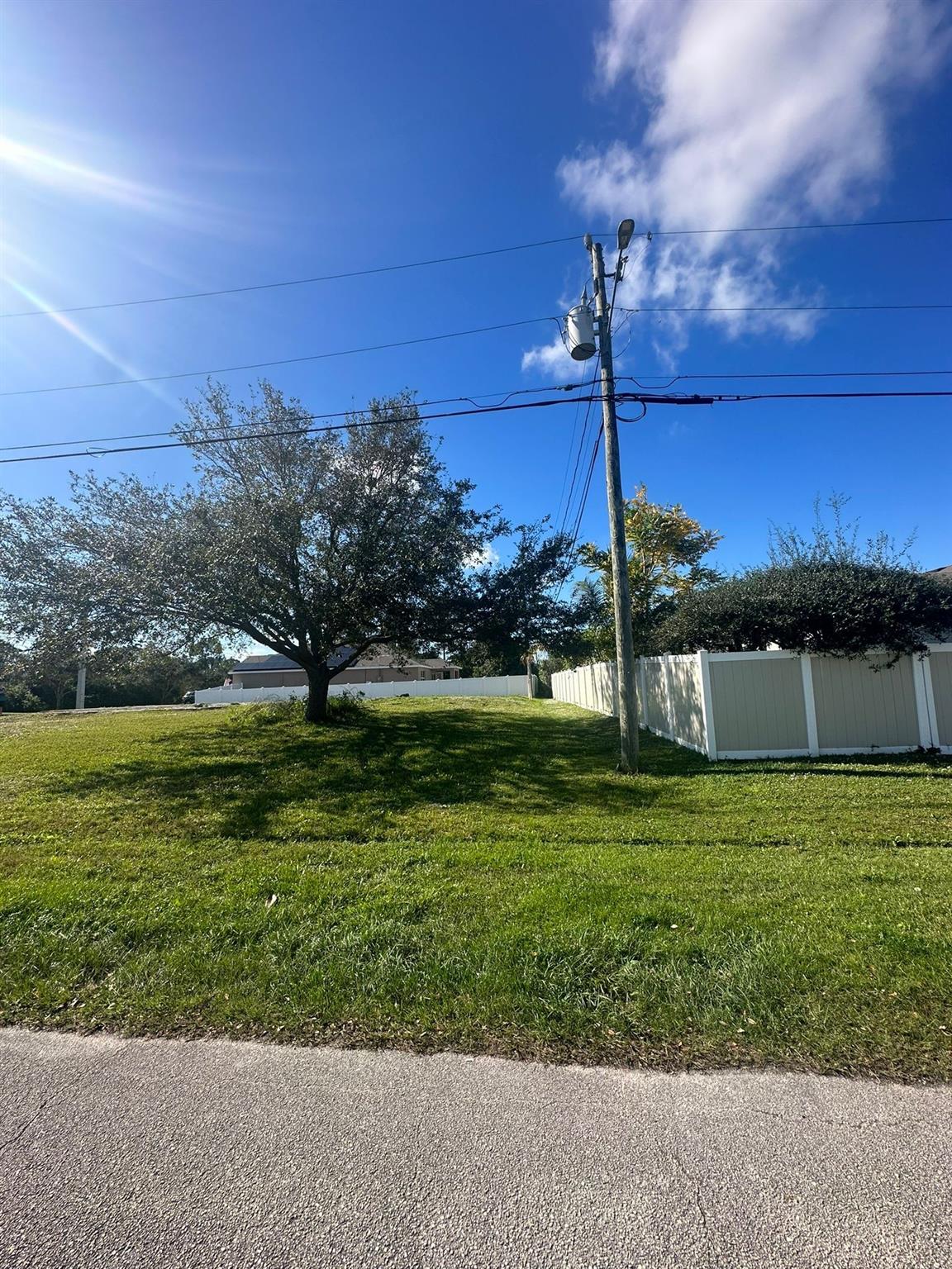 Port St. Lucie Section 34 - Land