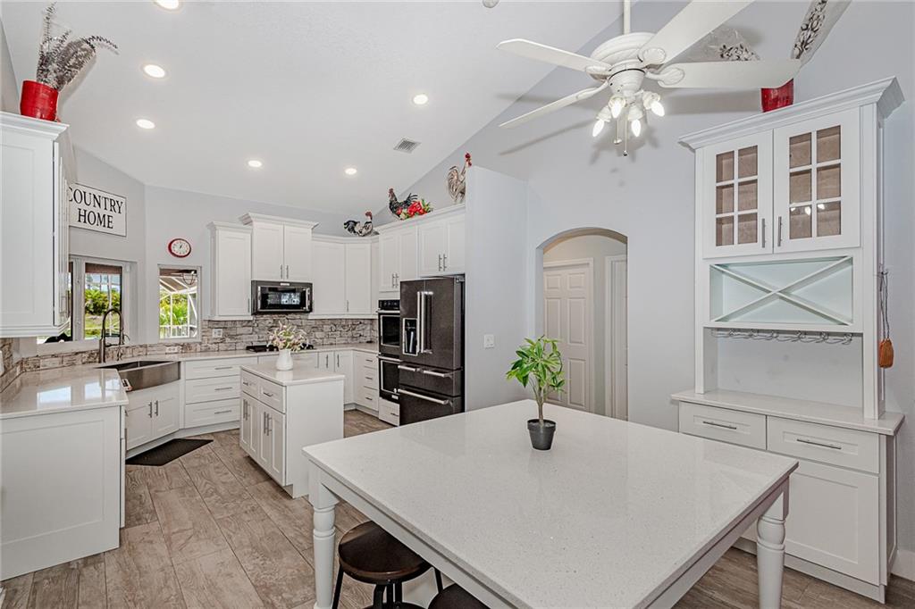 THE ACREAGE - Residential