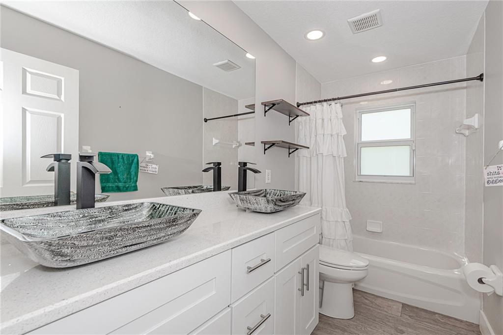 THE ACREAGE - Residential