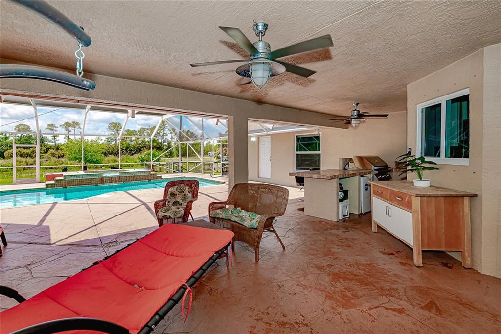 THE ACREAGE - Residential