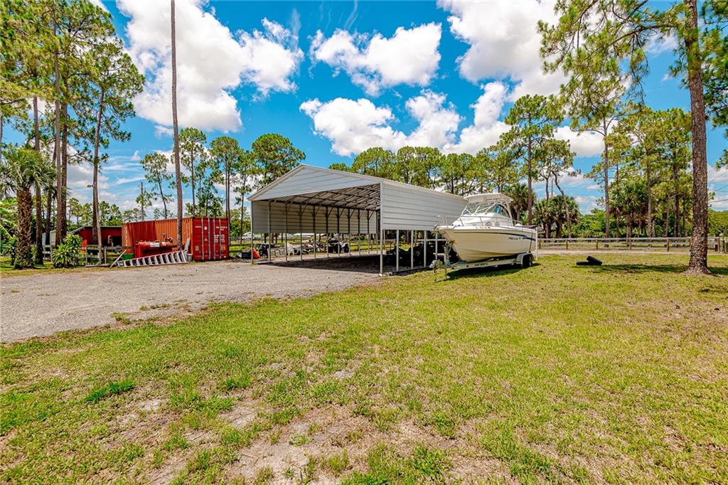 THE ACREAGE - Residential