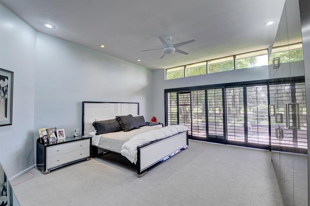 HAMPSHIRE AT HUNTERS RUN CONDO - Residential