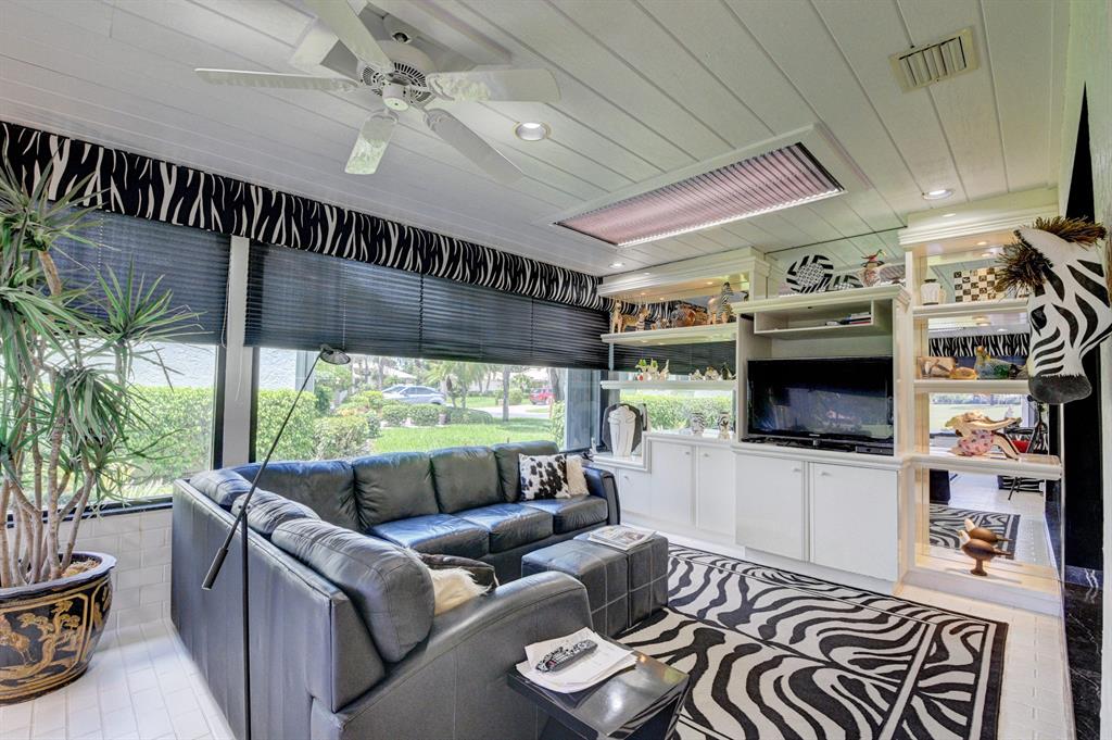 HAMPSHIRE AT HUNTERS RUN CONDO - Residential