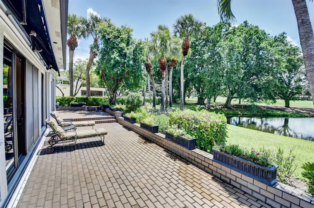 HAMPSHIRE AT HUNTERS RUN CONDO - Residential