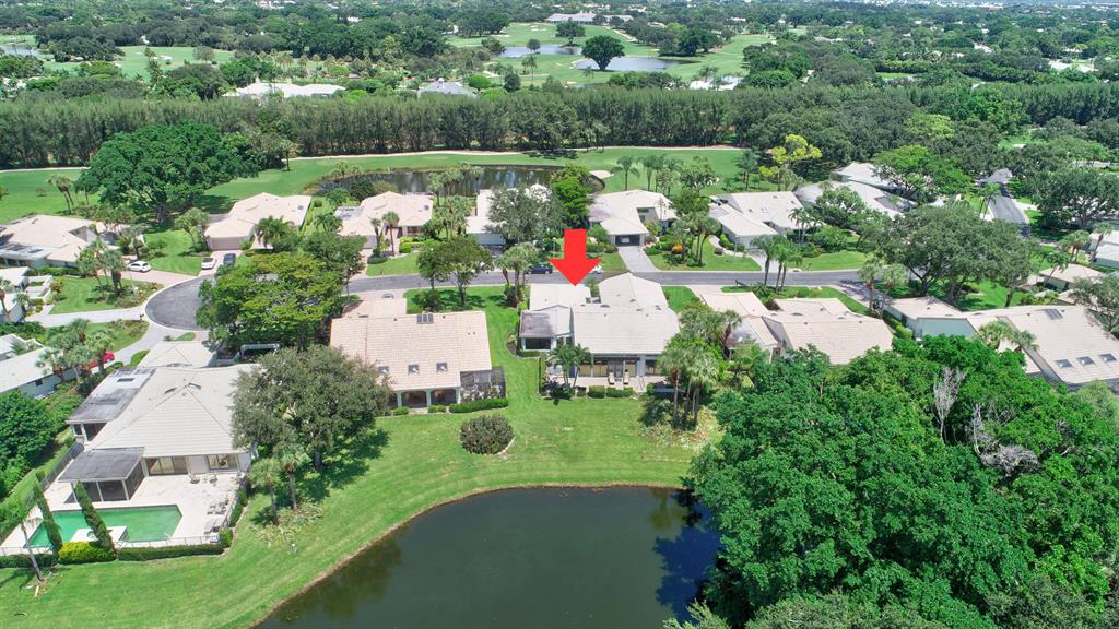 HAMPSHIRE AT HUNTERS RUN CONDO - Residential