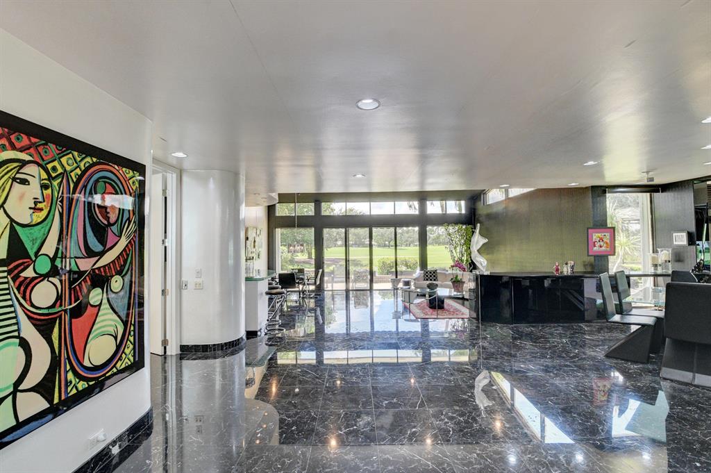 HAMPSHIRE AT HUNTERS RUN CONDO - Residential