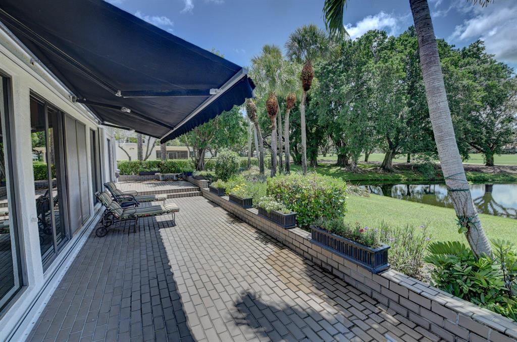 HAMPSHIRE AT HUNTERS RUN CONDO - Residential