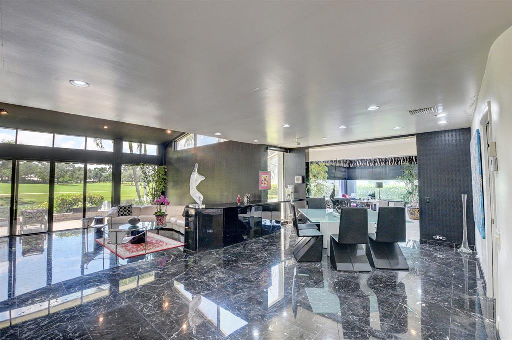 HAMPSHIRE AT HUNTERS RUN CONDO - Residential