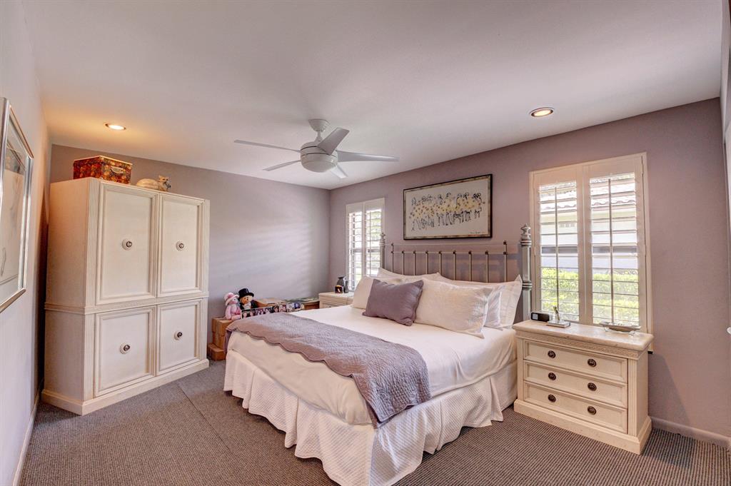 HAMPSHIRE AT HUNTERS RUN CONDO - Residential