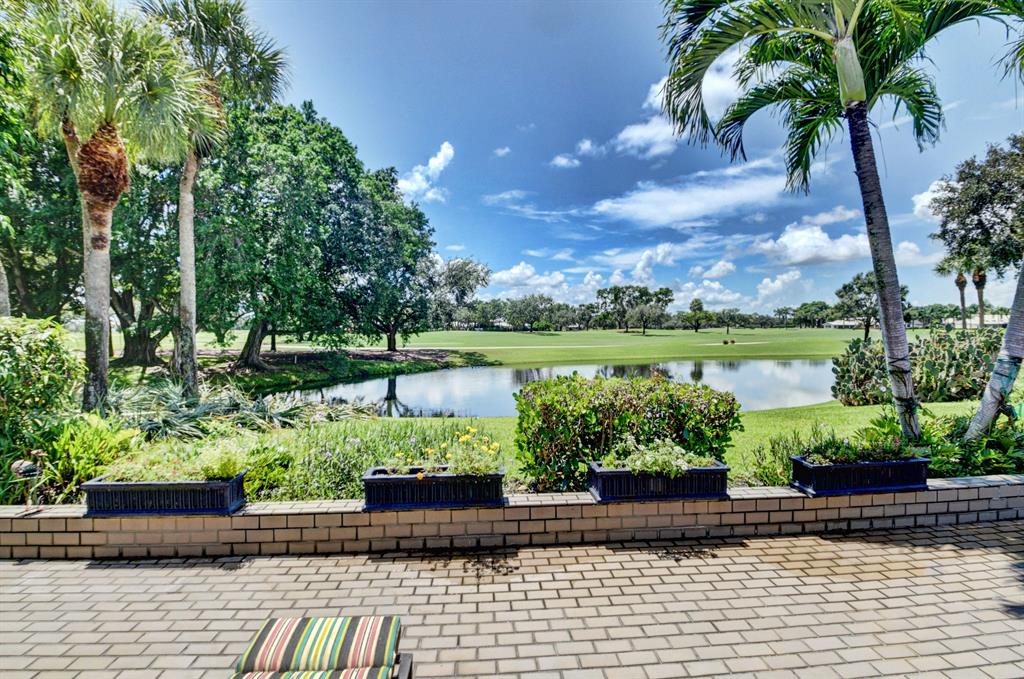 HAMPSHIRE AT HUNTERS RUN CONDO - Residential