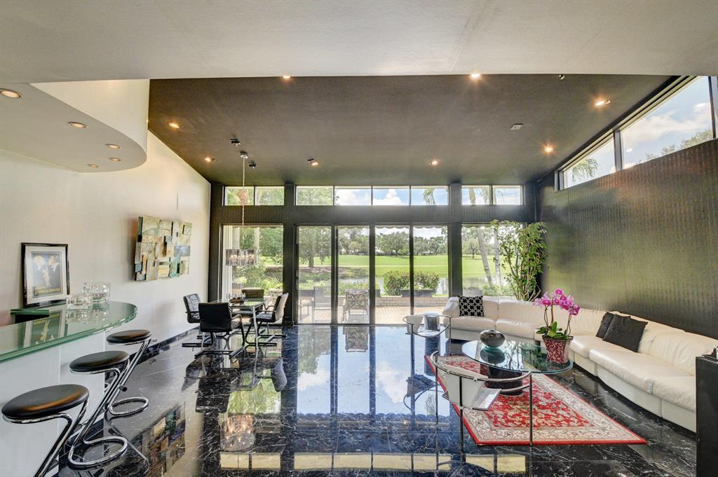 HAMPSHIRE AT HUNTERS RUN CONDO - Residential