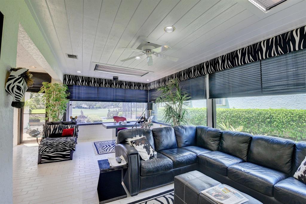 HAMPSHIRE AT HUNTERS RUN CONDO - Residential