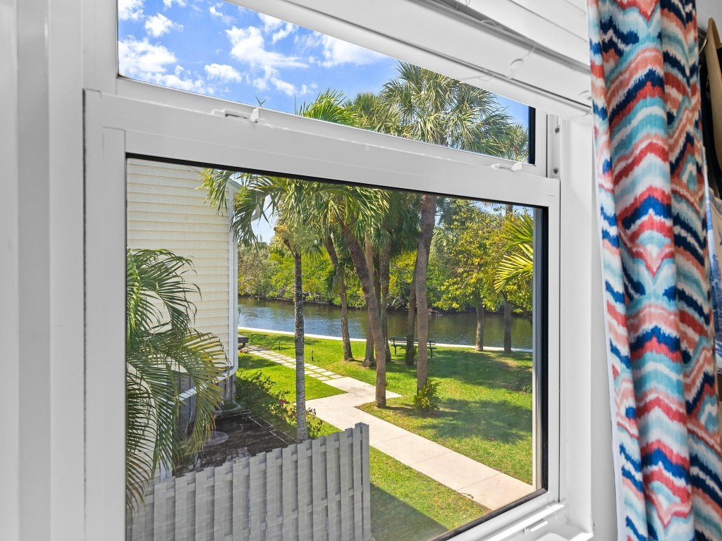 Edgewater Townhomes - Residential Lease