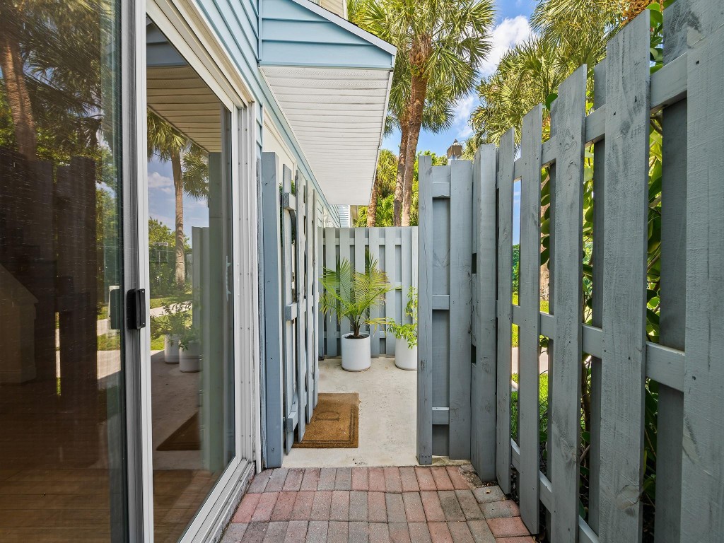 Edgewater Townhomes - Residential Lease