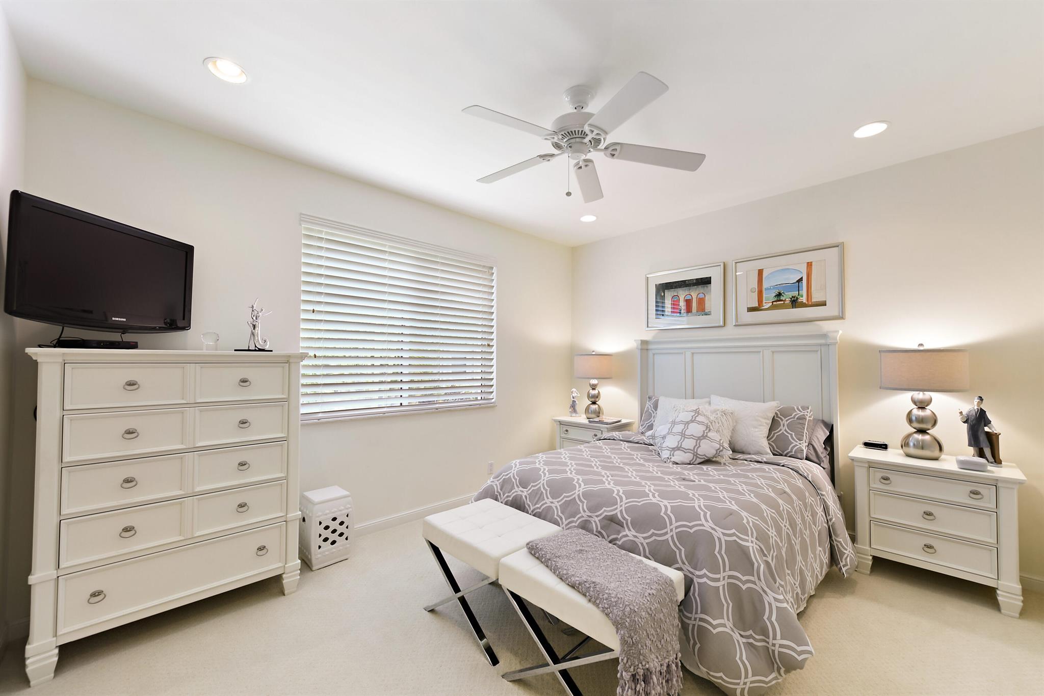 ST ANDREWS COUNTRY CLUB - Residential