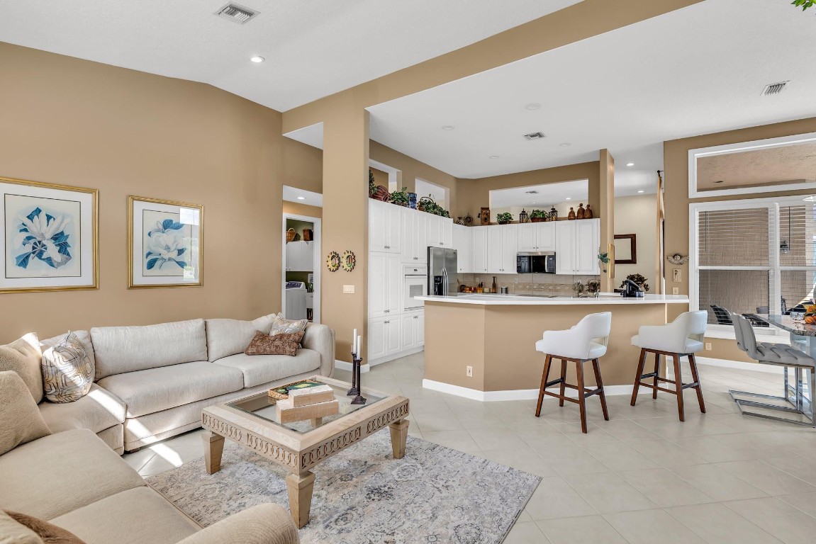 Wyndham Lakes Central - Residential