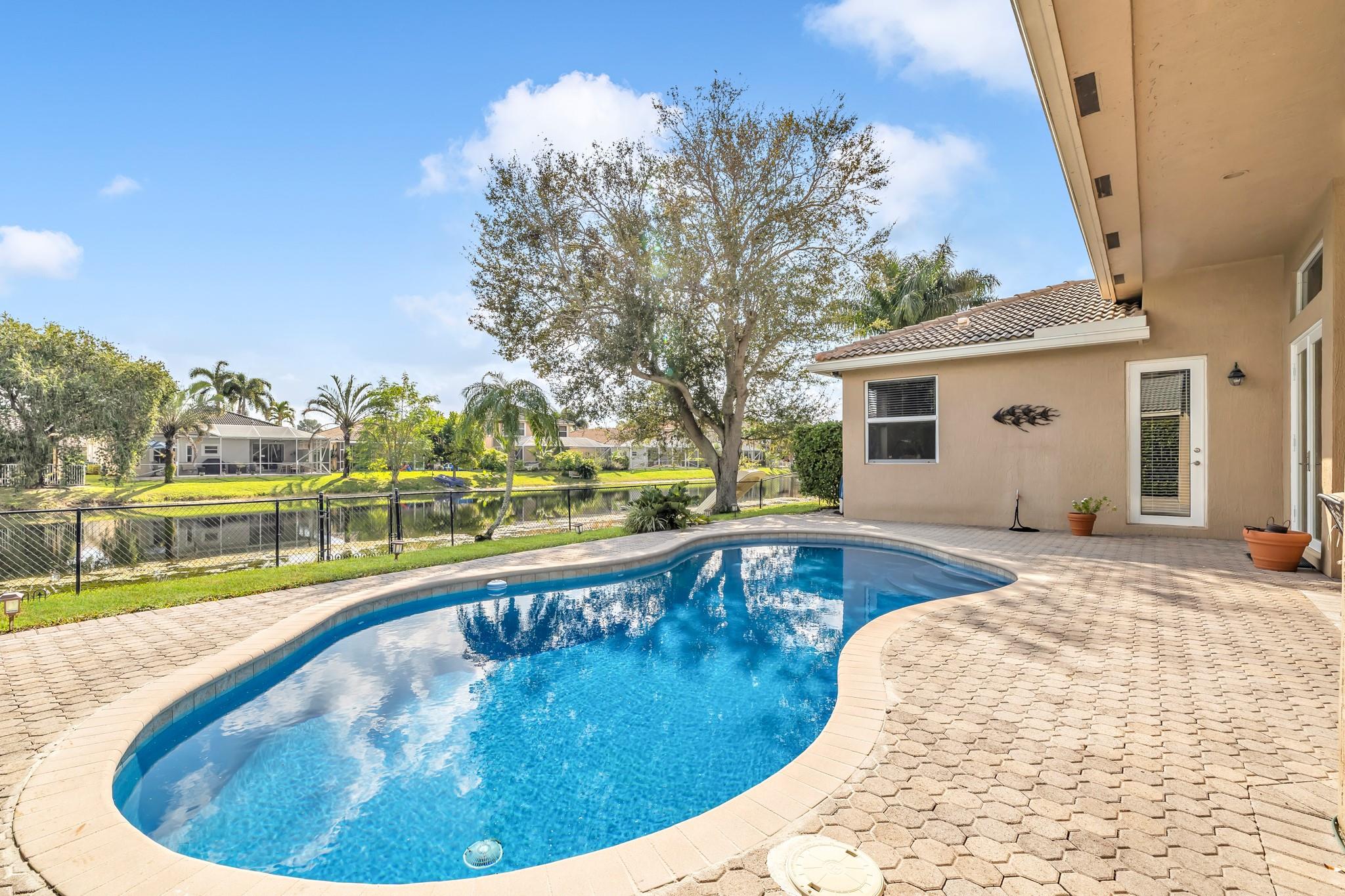 Wyndham Lakes Central - Residential