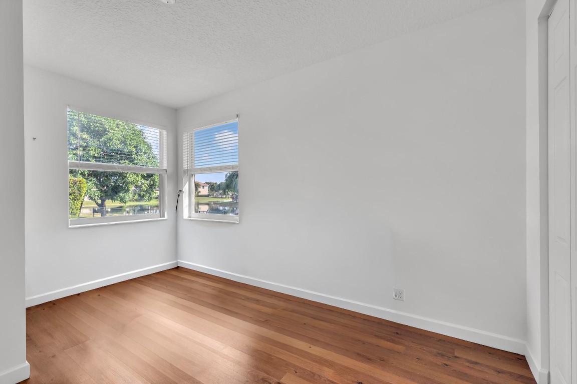 Wyndham Lakes Central - Residential