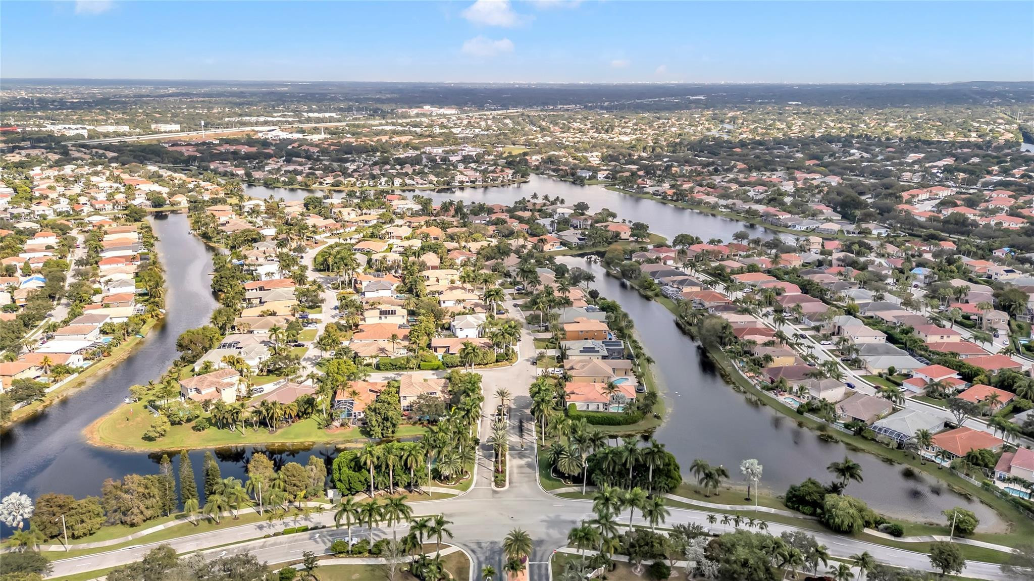 Wyndham Lakes Central - Residential