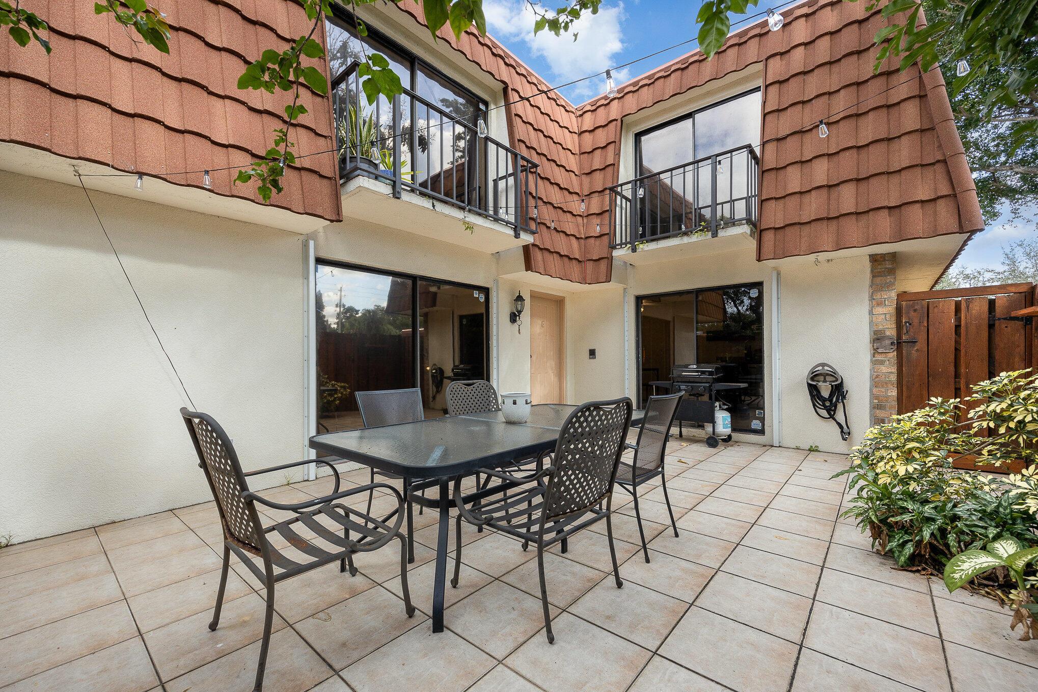 3305 Spanish Wells Drive 41-B
