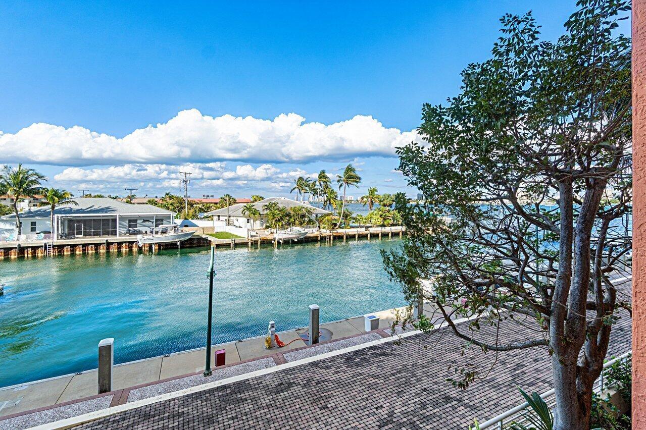 MARINA GRANDE RIVIERA BEACH CONDO - Residential Lease