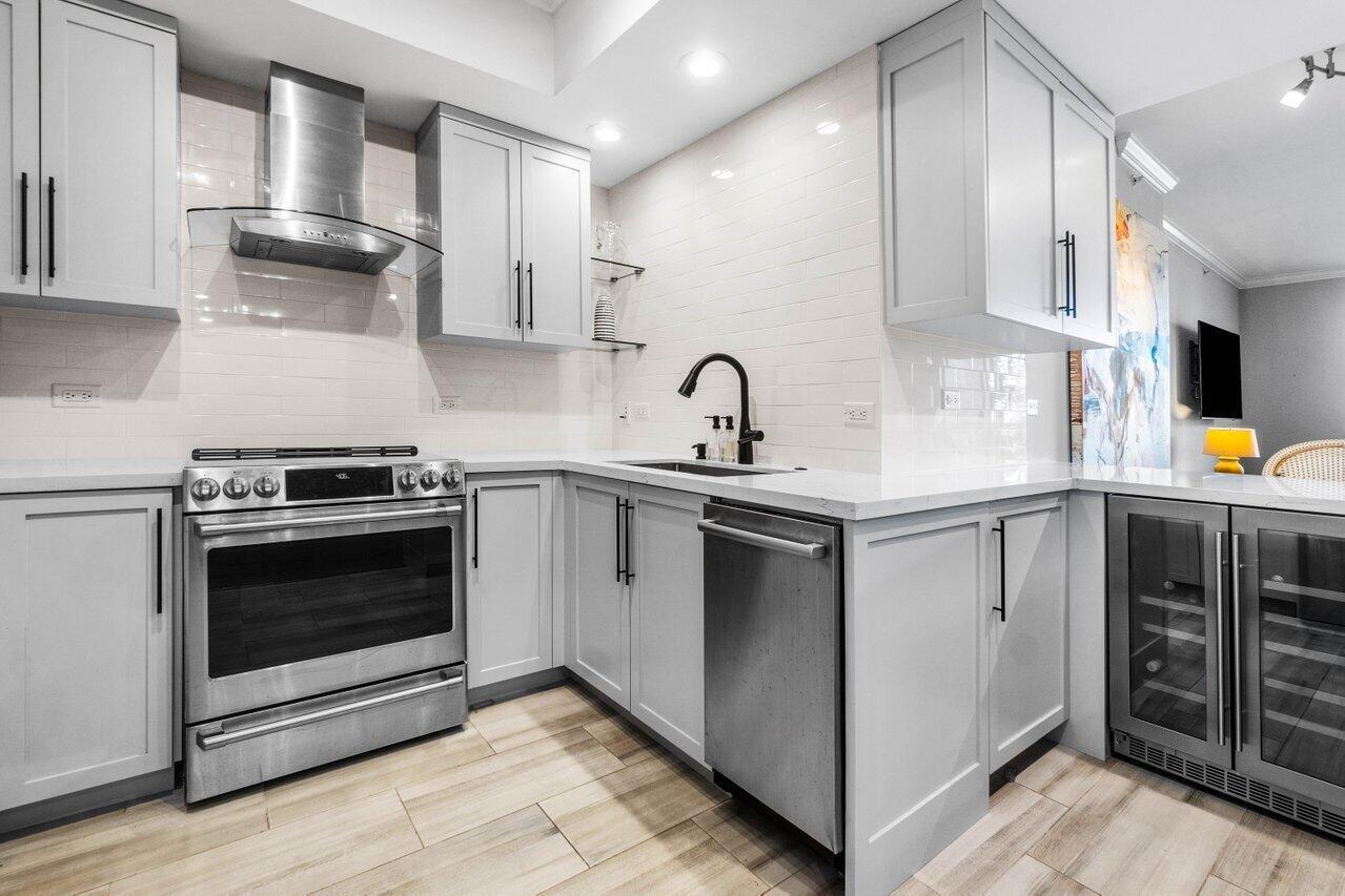 MARINA GRANDE RIVIERA BEACH CONDO - Residential Lease